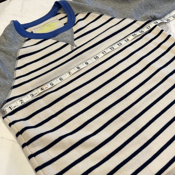 J.Crew / Crewcuts boys’ color-block striped crewneck sweatshirt NWOT - Picture 4 of 7